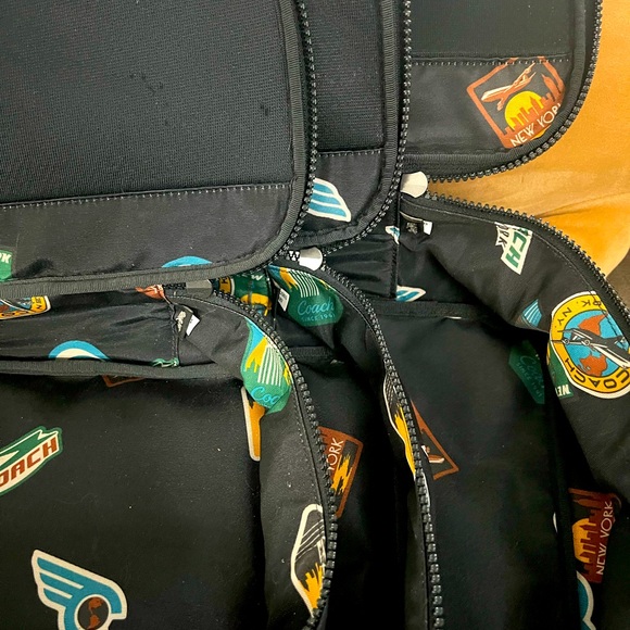 Coach Stylish Black Travel Bag Set - Picture 7 of 8